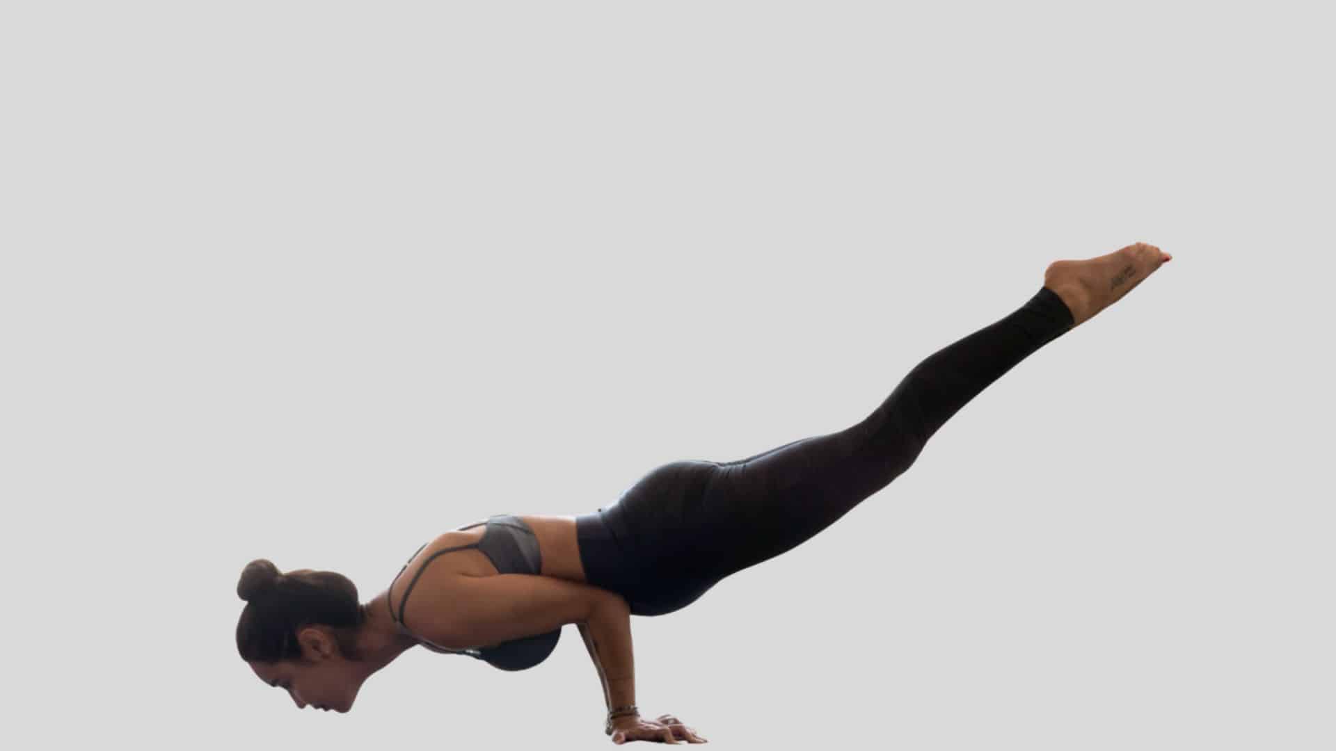 mayurasana