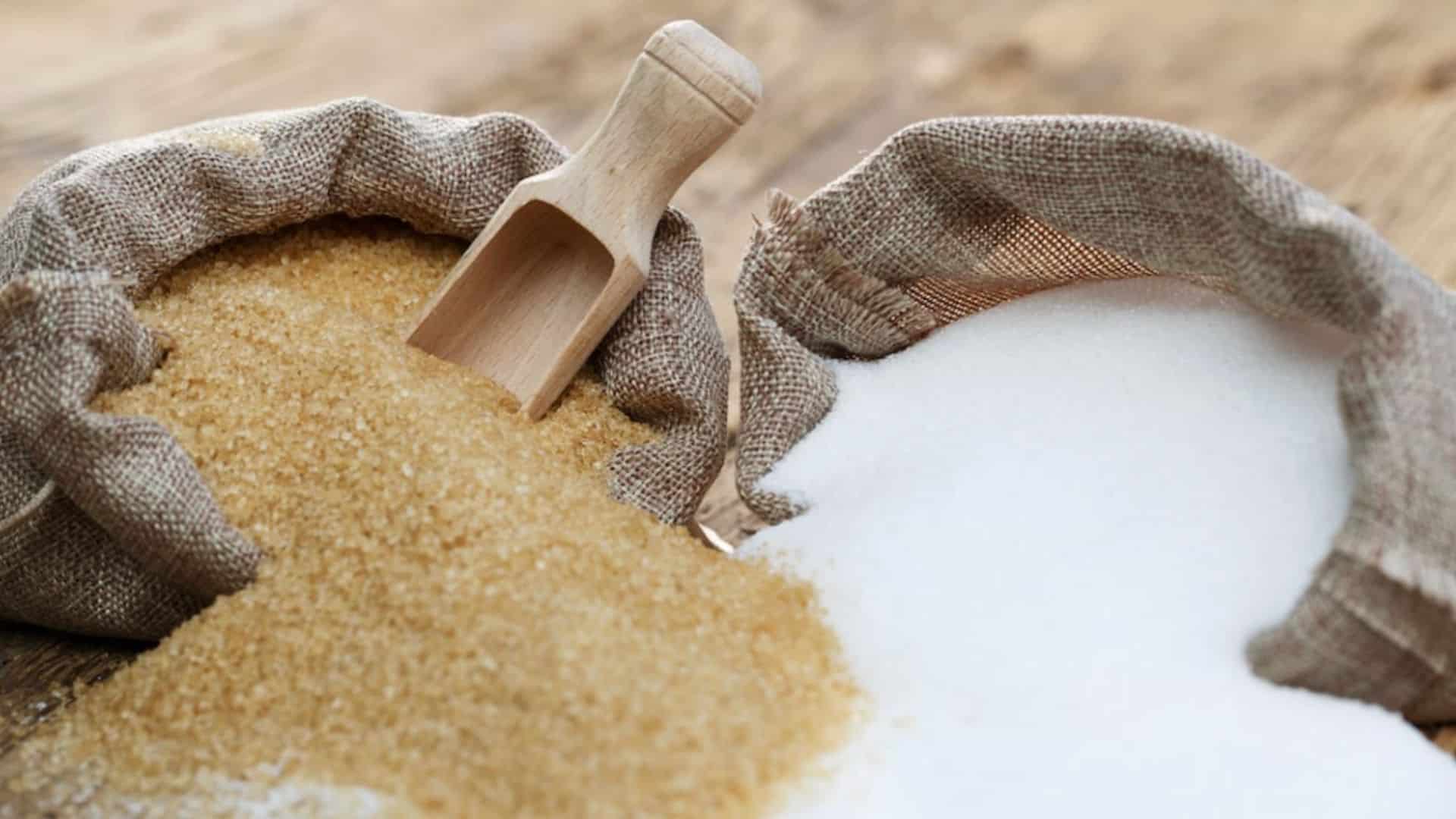 nutritional differences between brown and white sugar