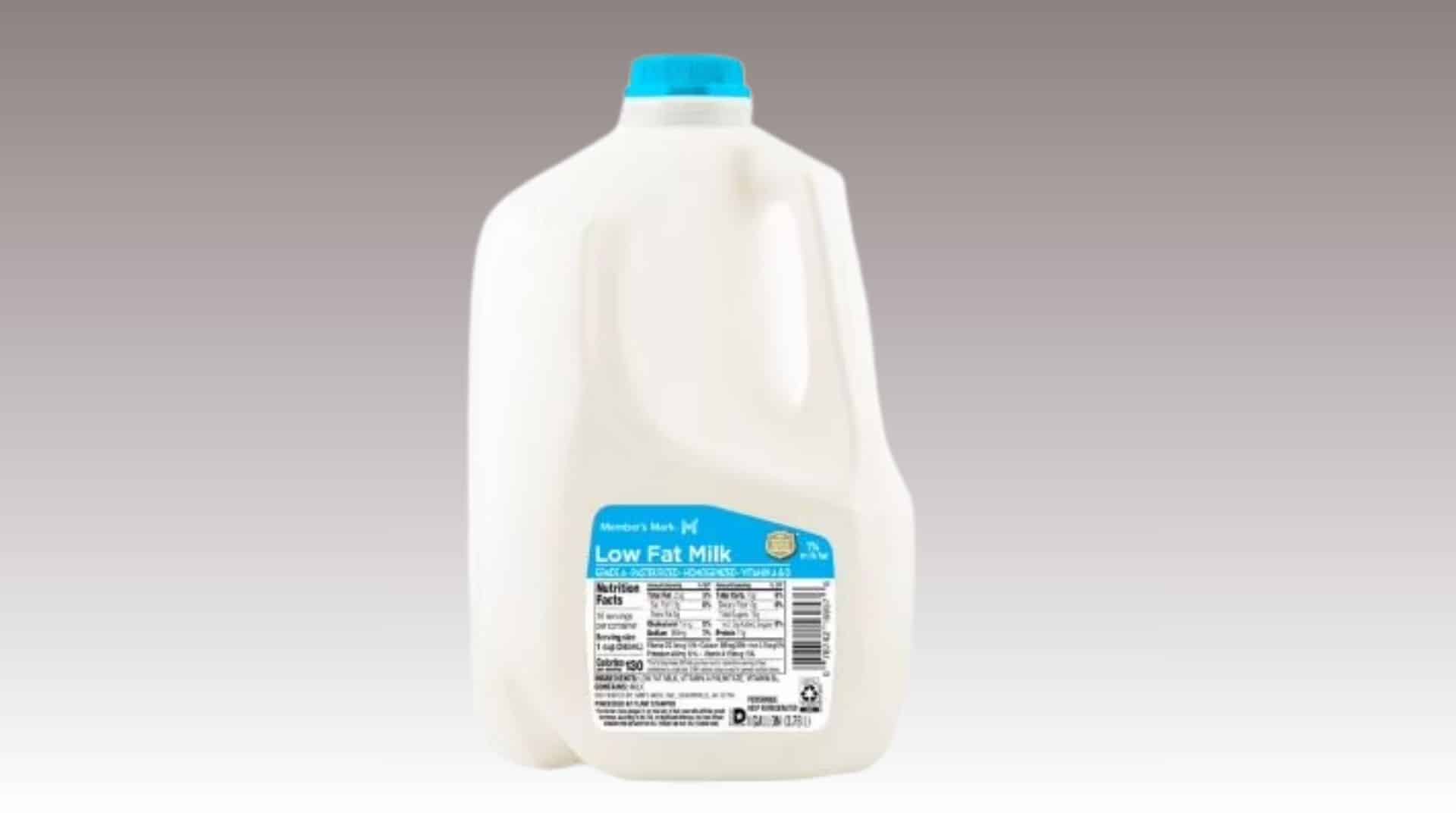 member's mark 1% lowfat milk.jpeg