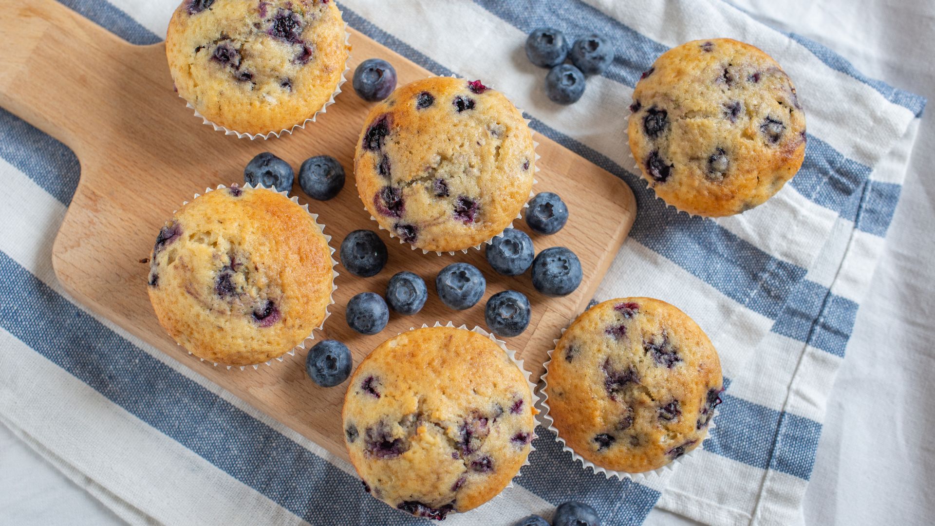 paleo blueberry muffins